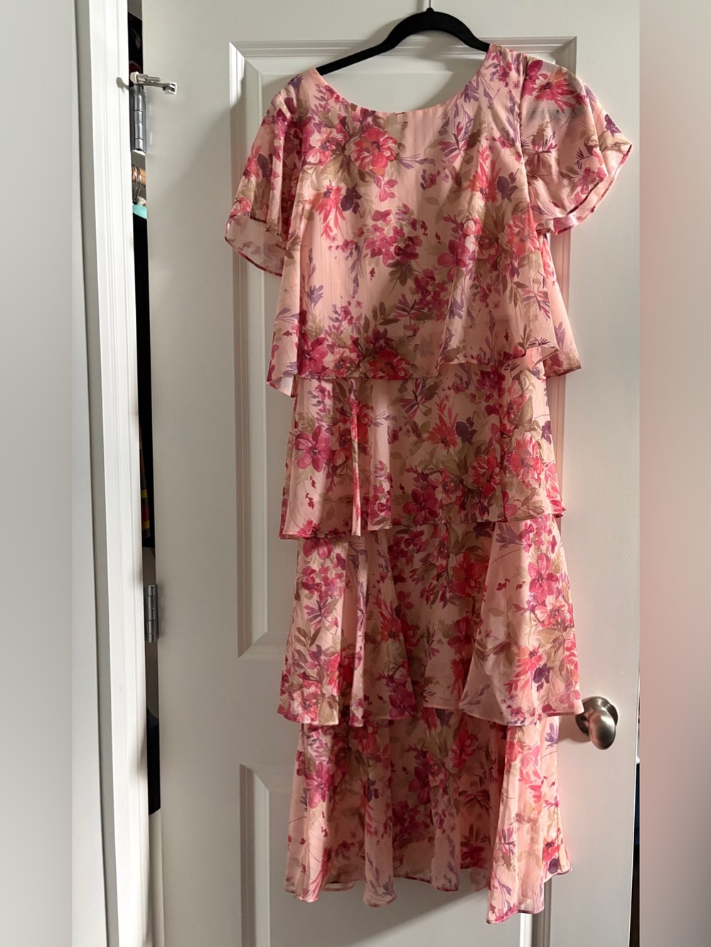 Women’s Pink Floral Tiered Ruffle Dress
